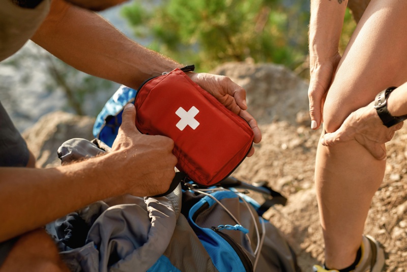 Essential Items for Summer First Aid Kits