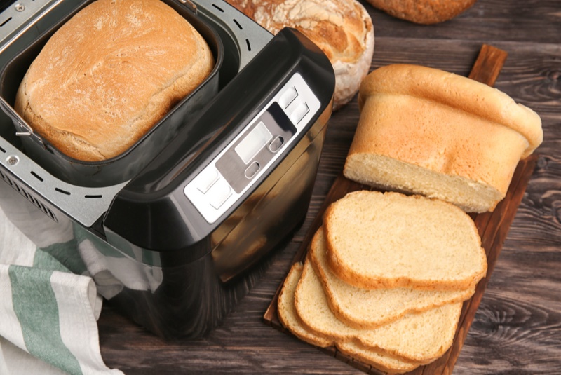 A Reliable Bread Maker for Fresh Homemade Loaves