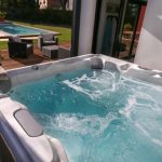 Entspannung im Eigenen Garten: Budgetfreundliche Whirlpools